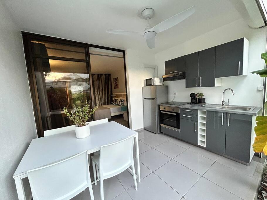 Studio Cosy Plage Et Piscine A Bas Du Fort Le Gosier  Εξωτερικό φωτογραφία